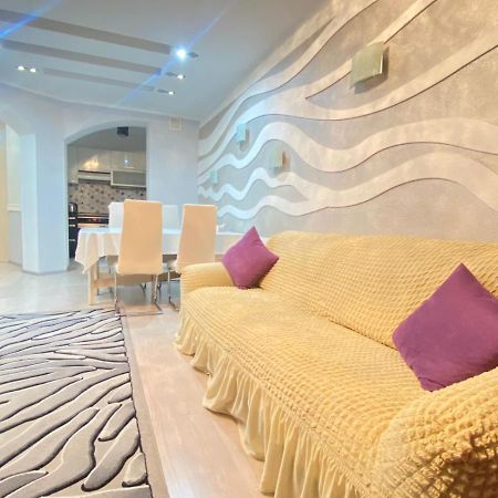 Apartmán Алтын Булак 2 Almaty Exteriér fotografie